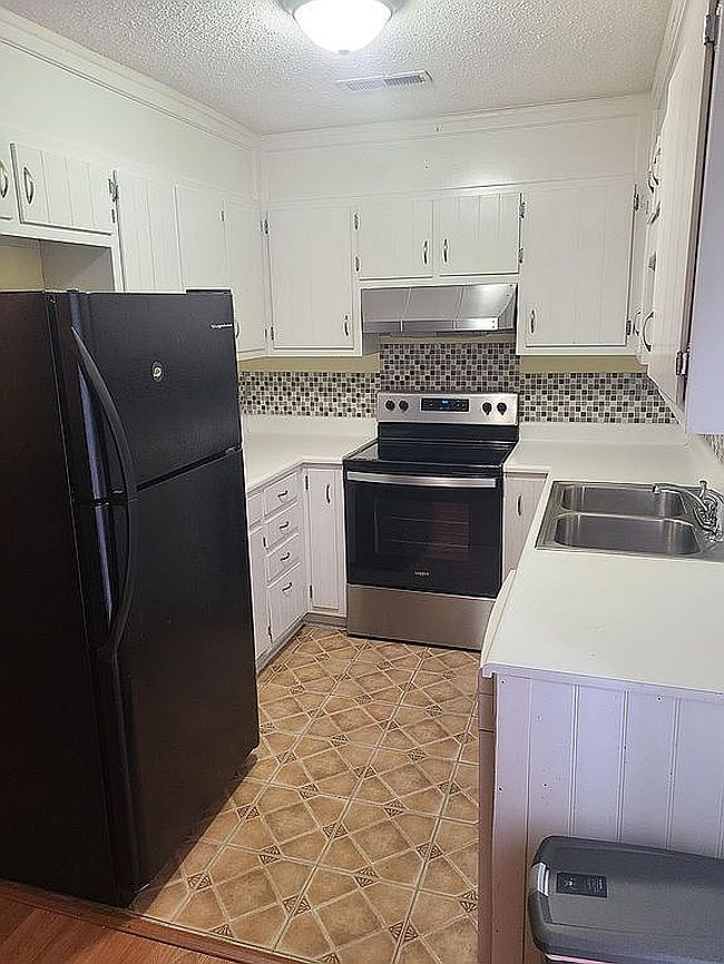 Photo of 2225 Golf Rd Sw Apt 503, Huntsville, AL