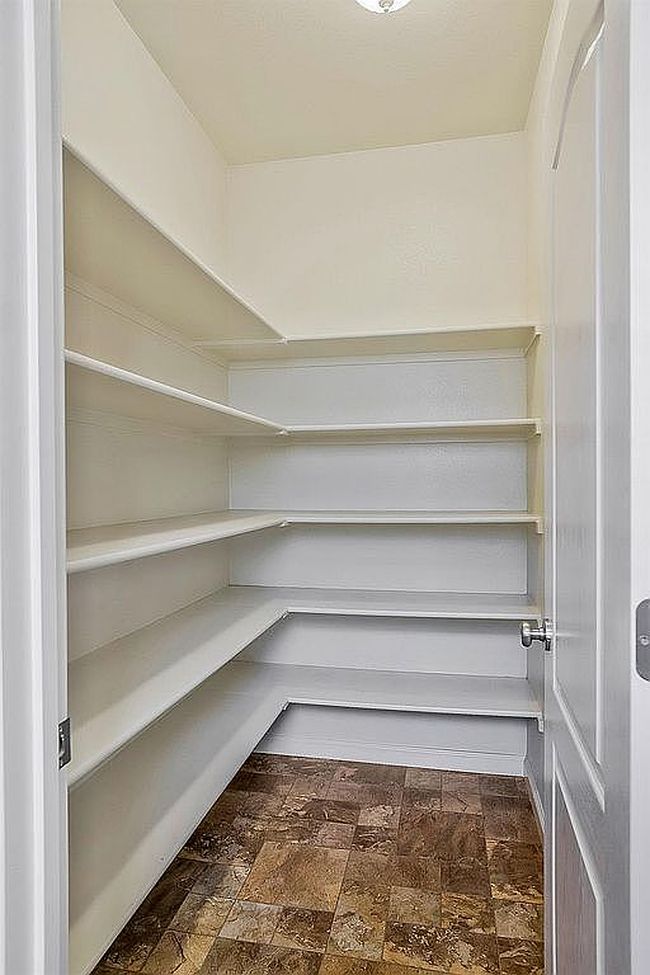 Photo of 935 Mono St, Manteca, CA
