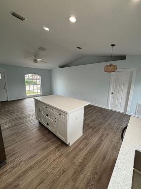 Image of 5201 Diamond Dr
