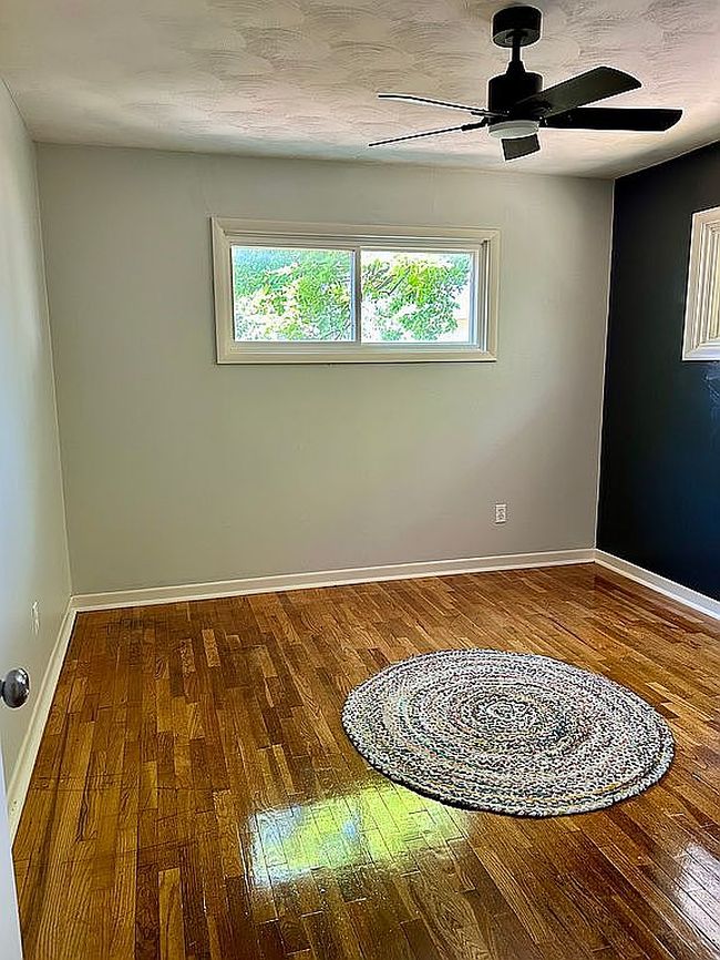Photo of 204 E 28th St, Hays, KS