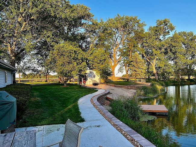 Image of 14 El Charman