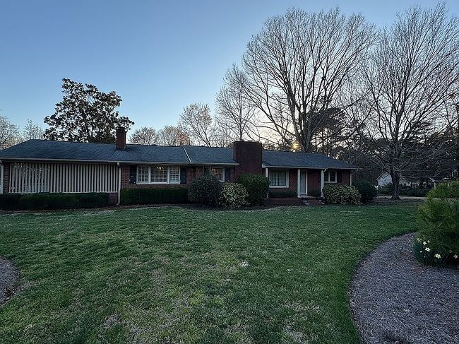 Image of 2365 Holbrook Rd