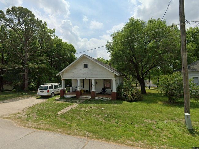 Image of 408 W 7th St