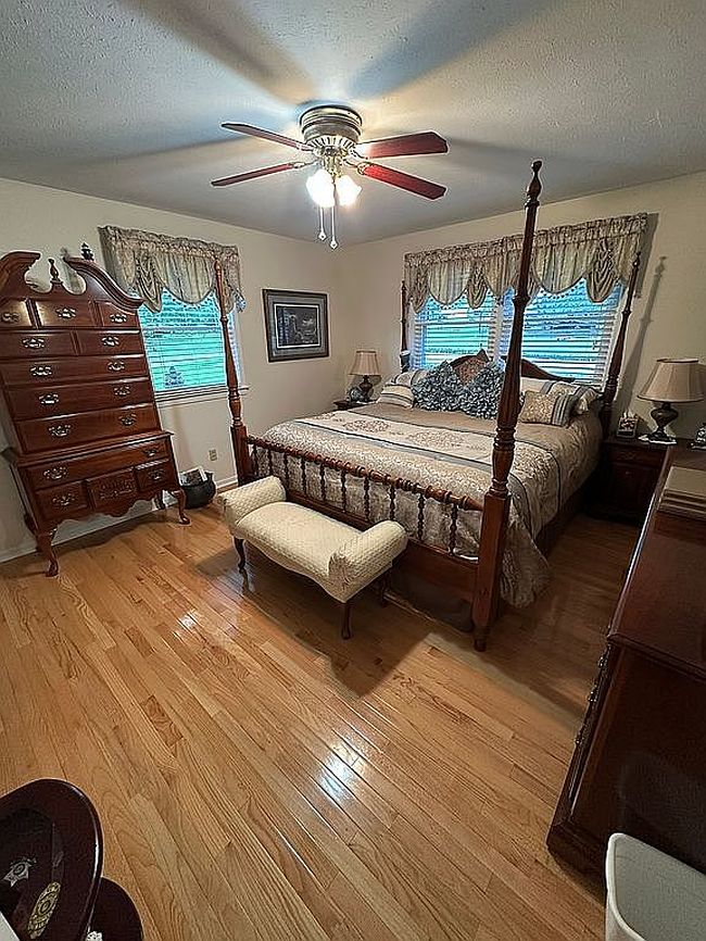 Photo of 126 Robin Hood Rd, Dickson, TN