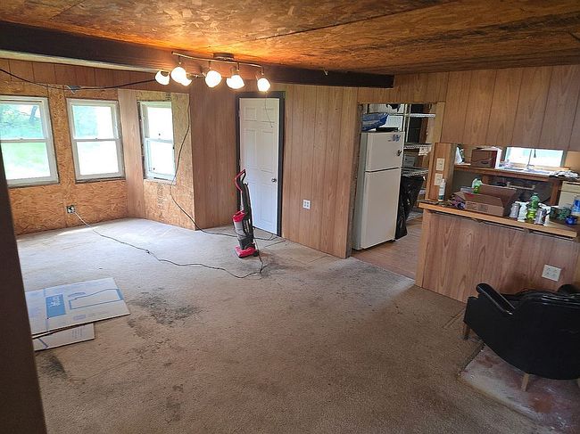 Photo of 10151 Button Rd, Belding, MI