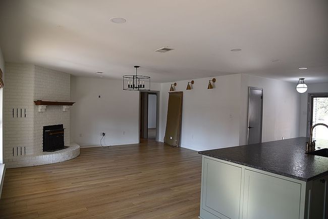 Image of 39 Sandstone Dr