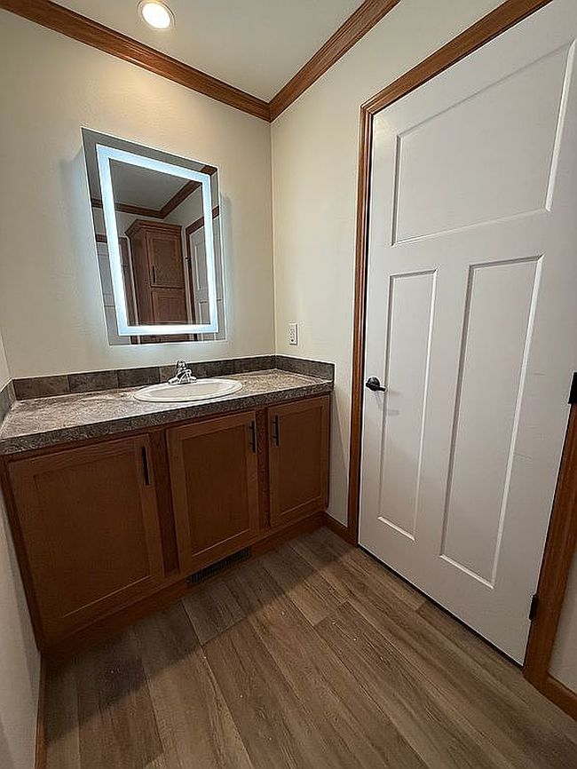 Additional photo 3 of property located at 534 E 37th Ave Lot 393