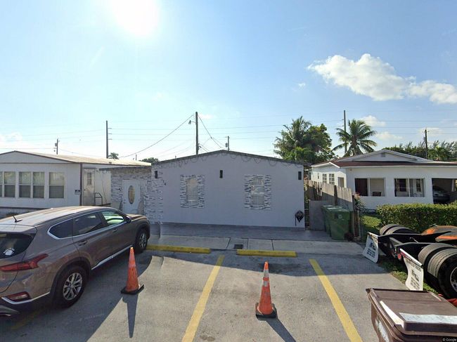 Photo of 425 E 33rd St Lot 5