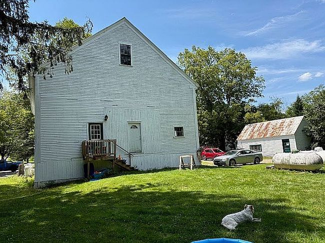 Photo of 52-54 Turner St, Buckfield, ME