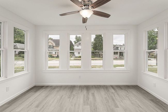 Photo of 104 N Victoria St, Mishawaka, IN
