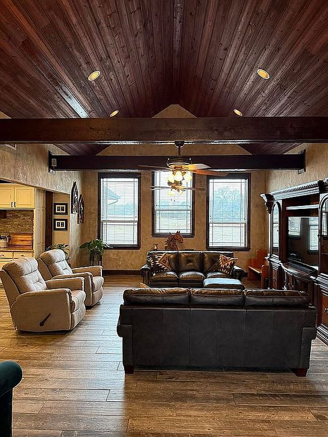 Image of 3422 E Ridgewood Dr