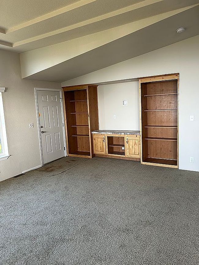 Photo of 94250 Sea View Ln, Gold Beach, OR