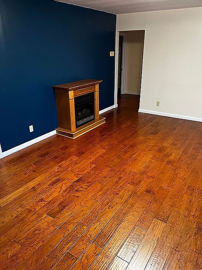Photo of 118 W Pierson St, Fredonia, KY