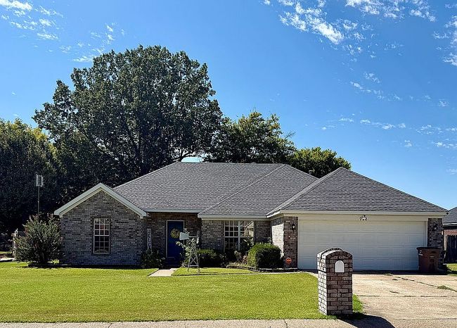 Photo of 712 Mockingbird Ln