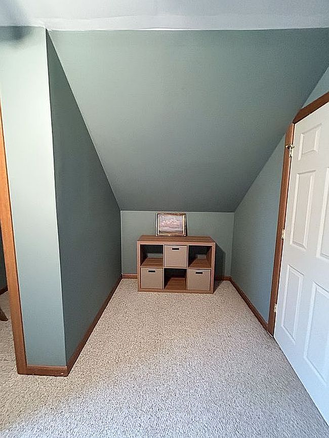 Image of 665 W Clark St