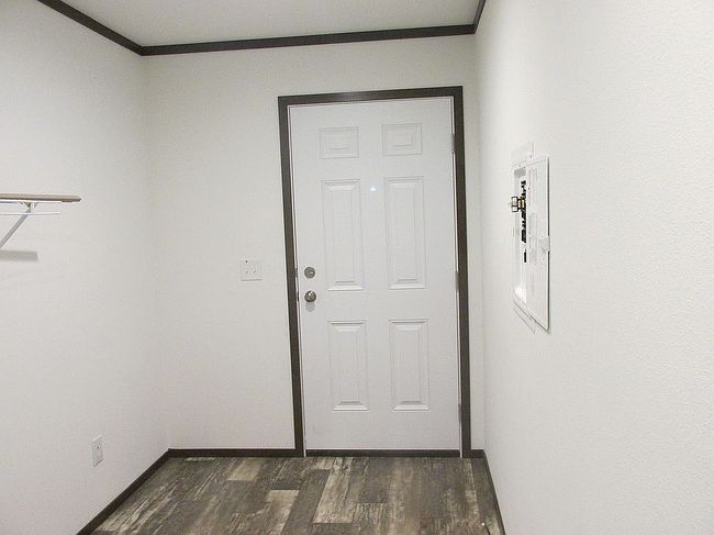 Image of 304 N Caley Pl