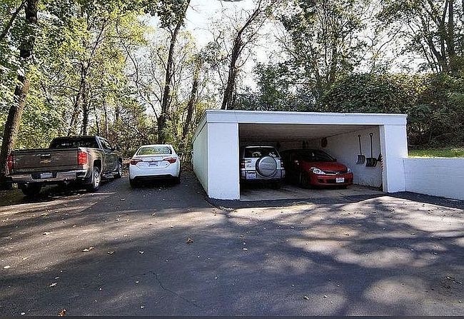 Image of 2134 Ronaldson Ave