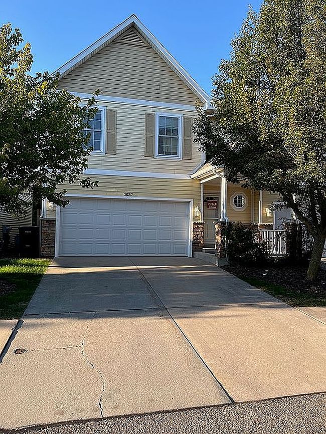 Photo of 3037 Ledgestone Pl Ne