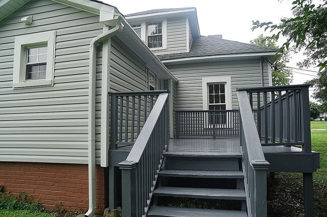 Photo of 705 Durham St, Burlington, NC