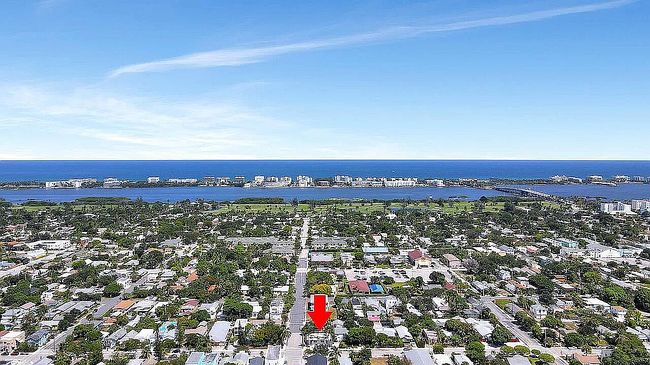 Photo of 430 N K St, Lake Worth, FL