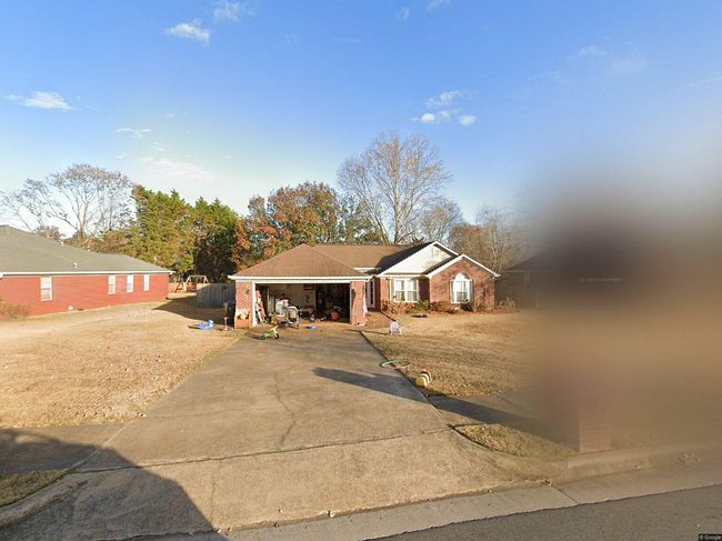 Photo of 105 Dawn Dr, Madison, AL