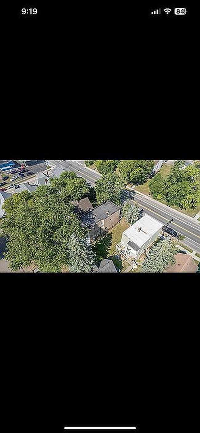 Image of 1214 E 4th St