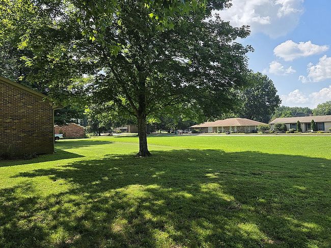 Photo of 2112 Brentwood Dr, Milan, TN