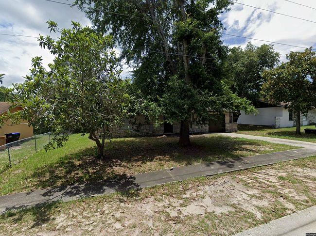 Preview of property located at 1442 S Hawthorne Ave