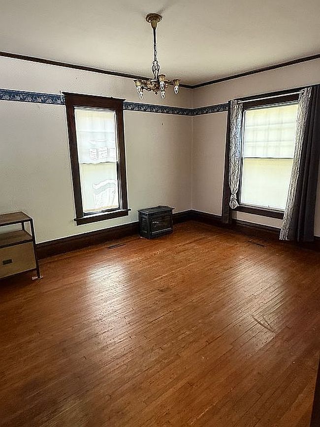 Preview of property located at 200 Spriggs St