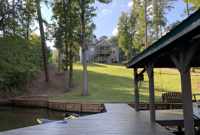 Photo of 111 Little River Dr, Eatonton, GA