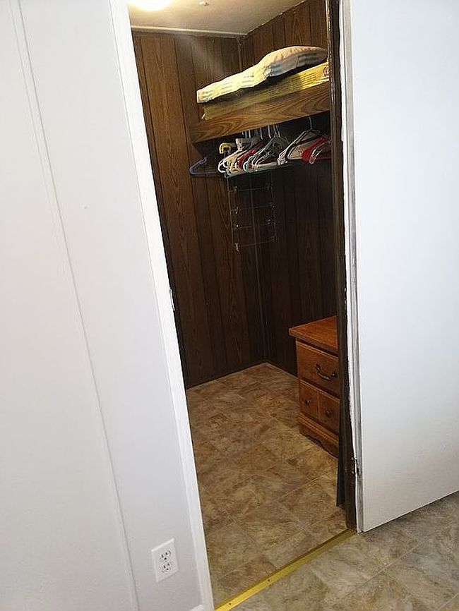 Image of 210 Camellia Dr