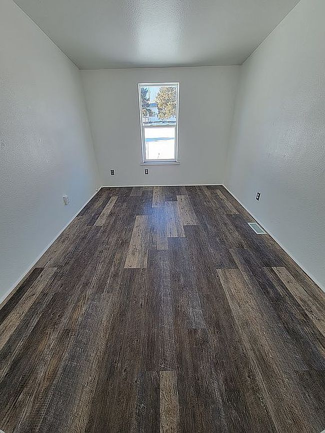 Image of 871 N Adams Ave