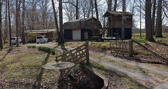 Photo of 1140 Geedeville Rd, Bradyville, TN