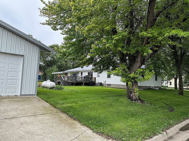 Photo of 301 Superior St, Milroy, MN