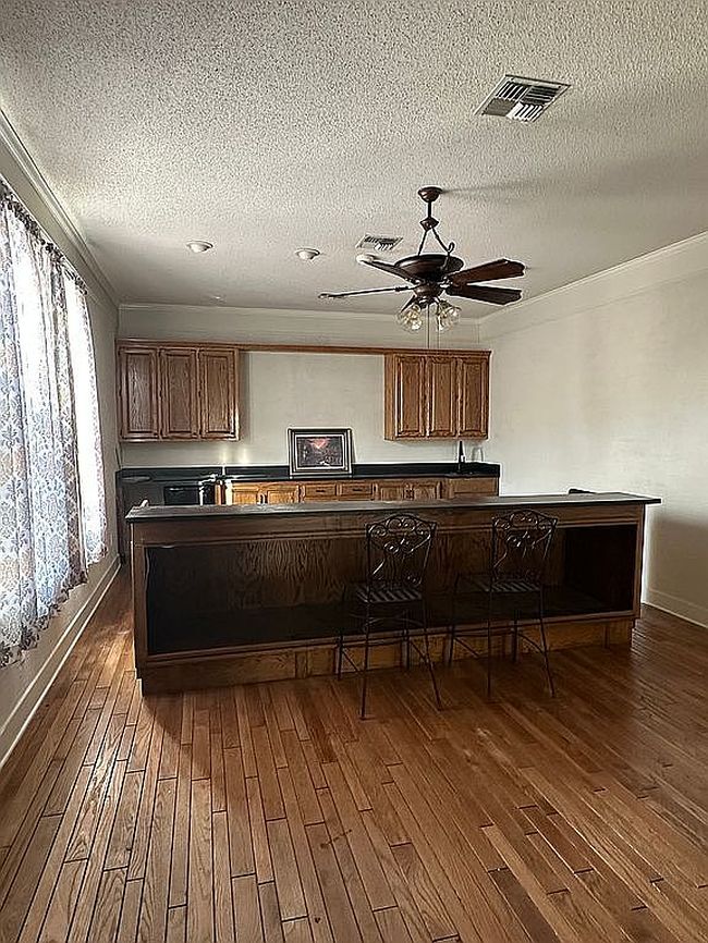 Image of 1030 2nd St