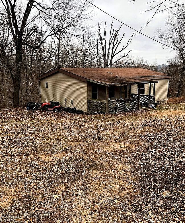 Photo of 3674 Jet Dr, Stover, MO