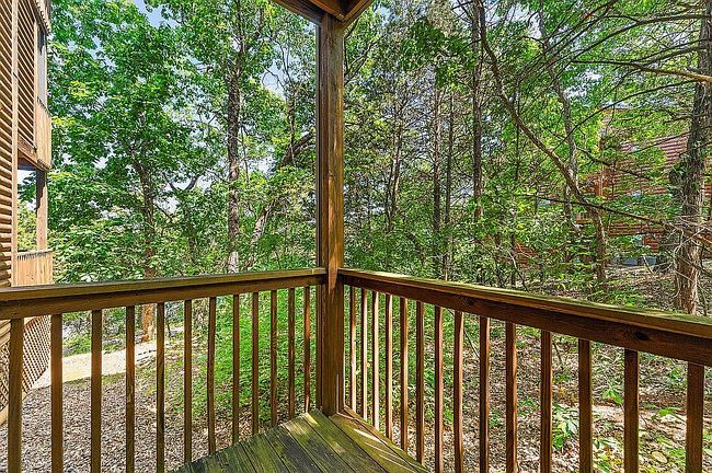 Photo of 24 Village Trl #1004, Branson, MO