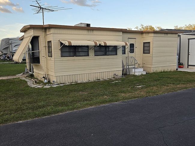 Image of 37400 Chancey Rd #220