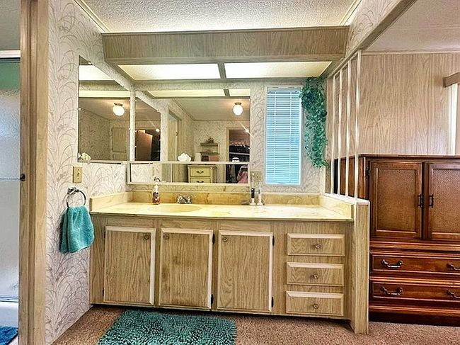 Image of 3150 Ne 36th Ave #244