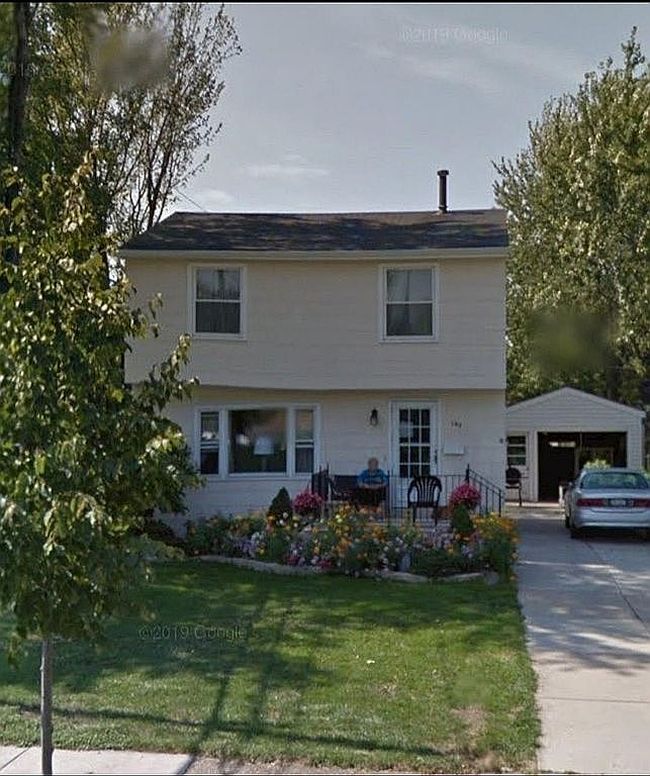 Photo of 182 Woodcrest Dr, Amherst, NY