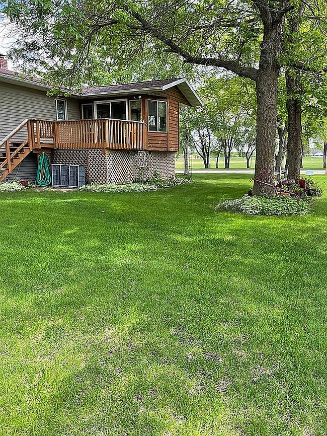 Photo of 503 W Madison Ave, Mahnomen, MN