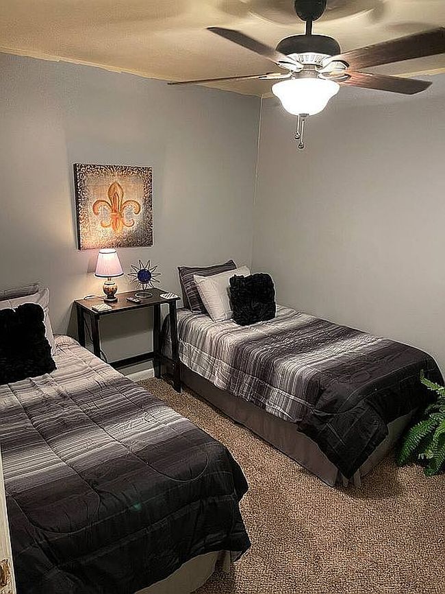 Image of 4111 Herring Ave #1 & 2