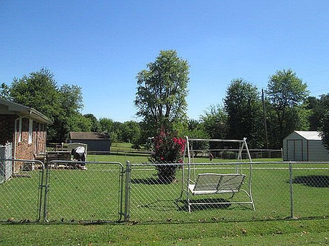 Photo of 1086 Princeton Rd, Madisonville, KY