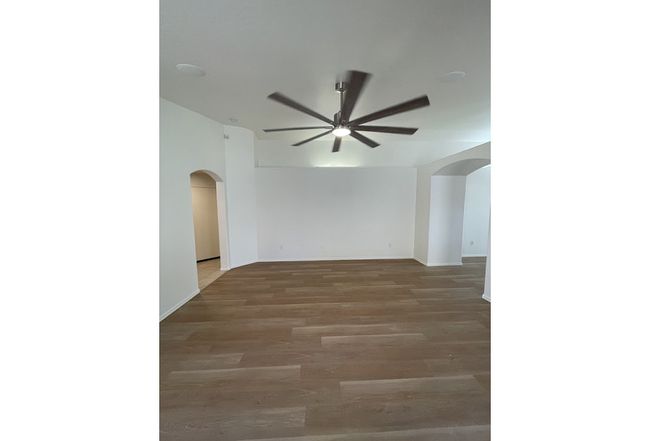 Additional photo 1 of property located at 1805 N Mandeville Ln