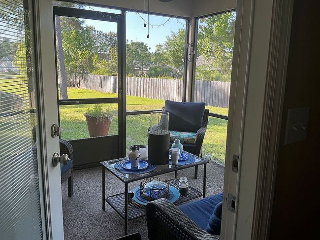 Photo of 230 Slash Ln, Midway, FL
