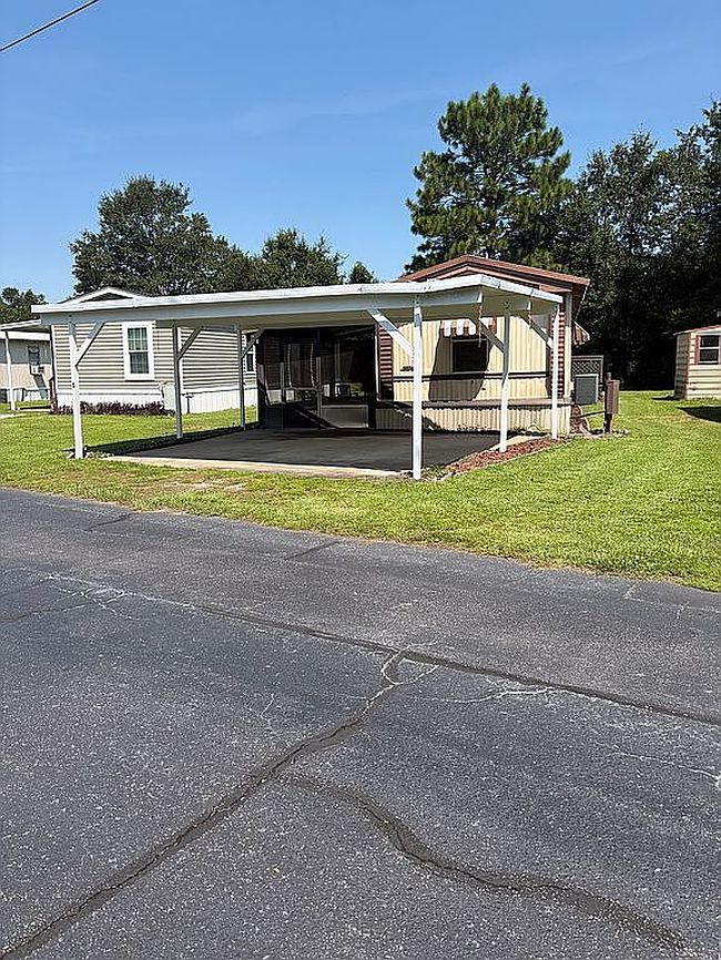 Preview of property located at 8150 N Palafox St Lot 5