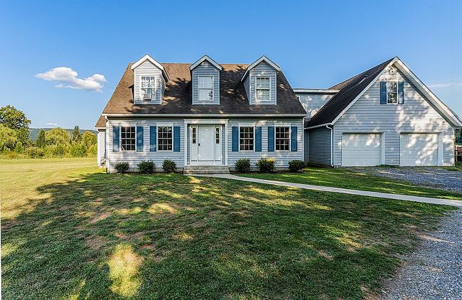 Photo of 11014 Mexico Farms Rd Se, Cumberland, MD
