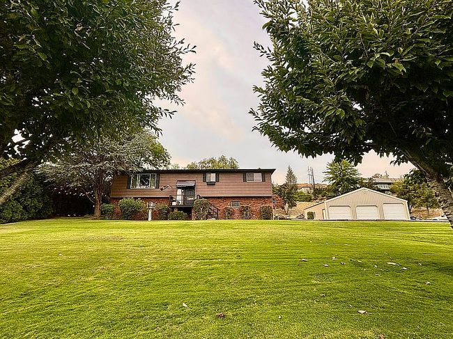 Photo of 704 N 12th St