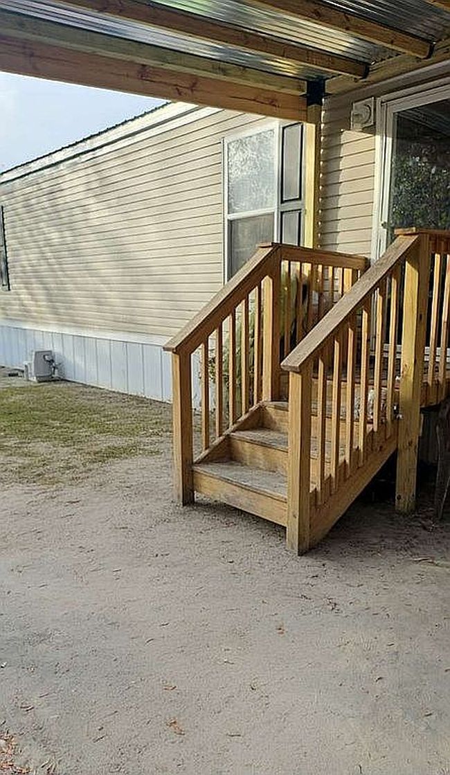 Additional photo 3 of property located at 126 2nd Eloise St