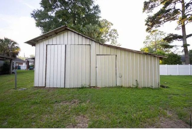 Image of 403 W Main St